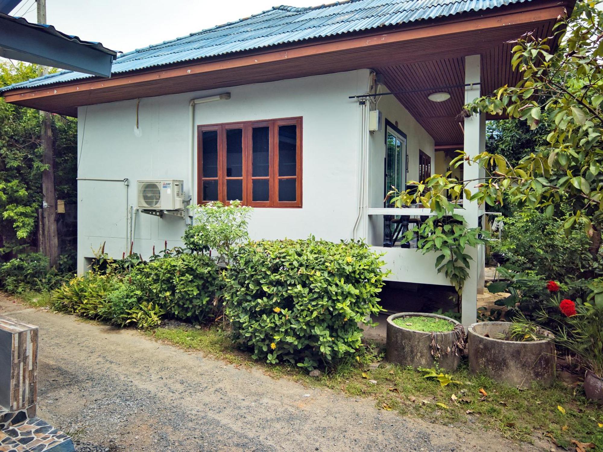 Maenam Bungalow Mae Nam Buitenkant foto